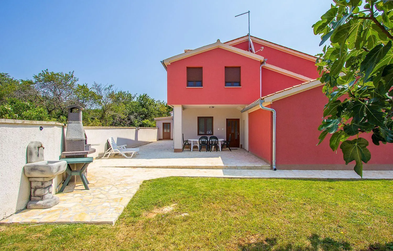Apartment Ferienwohnung Nur 500 Meter Bis Zum Kieselstrand Mit Kueche, Klima, Wlan, Haustiere Erlaubt Banjole