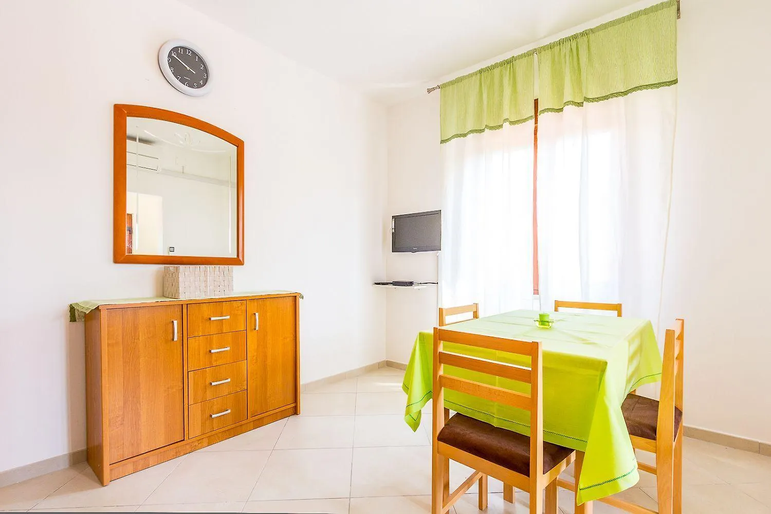 Ferienwohnung Nur 500 Meter Bis Zum Kieselstrand Mit Kueche, Klima, Wlan, Haustiere Erlaubt Banjole Kroatien